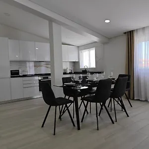 King's Village Apartment